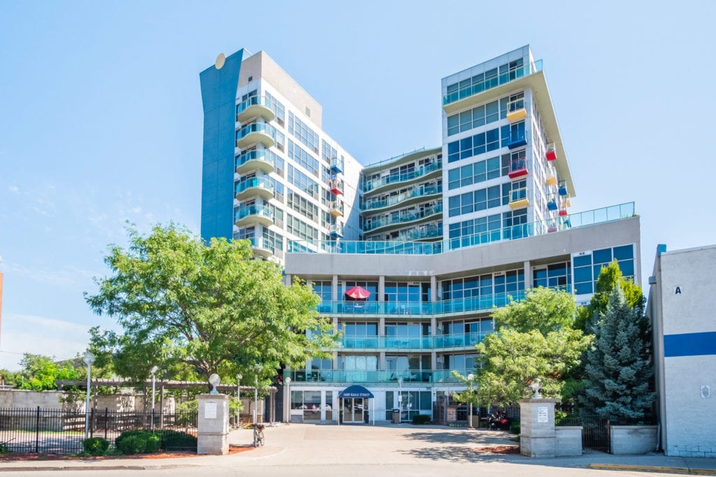 808-1600 Keele Street