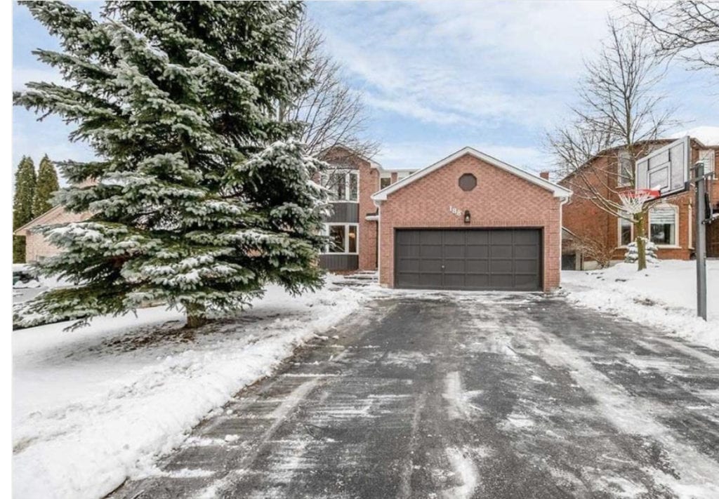 188 Elman Crescent Exterior